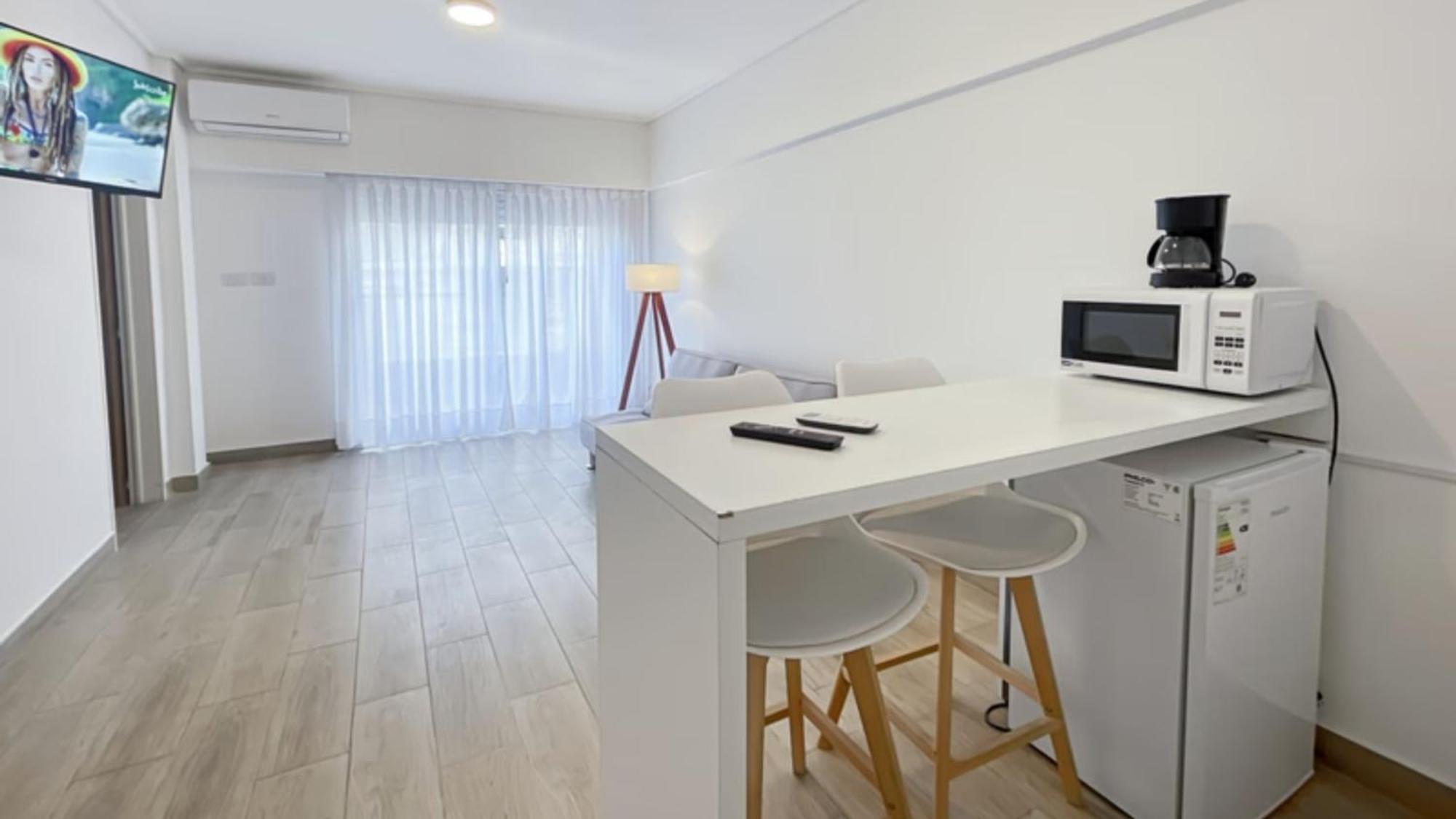Apartamento Modern With Amenities In The Heart Of The Saenz Pena -u4 *