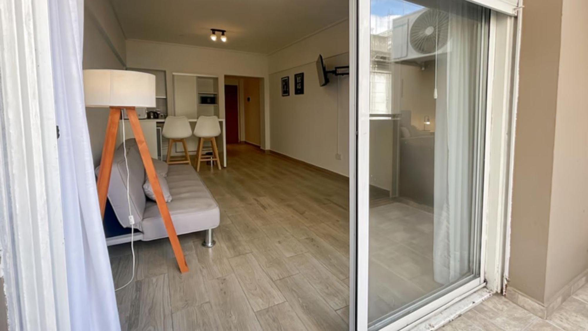 Apartamento Modern With Amenities In The Heart Of The Saenz Pena -u4 Ciudad Autónoma de Buenos Aires