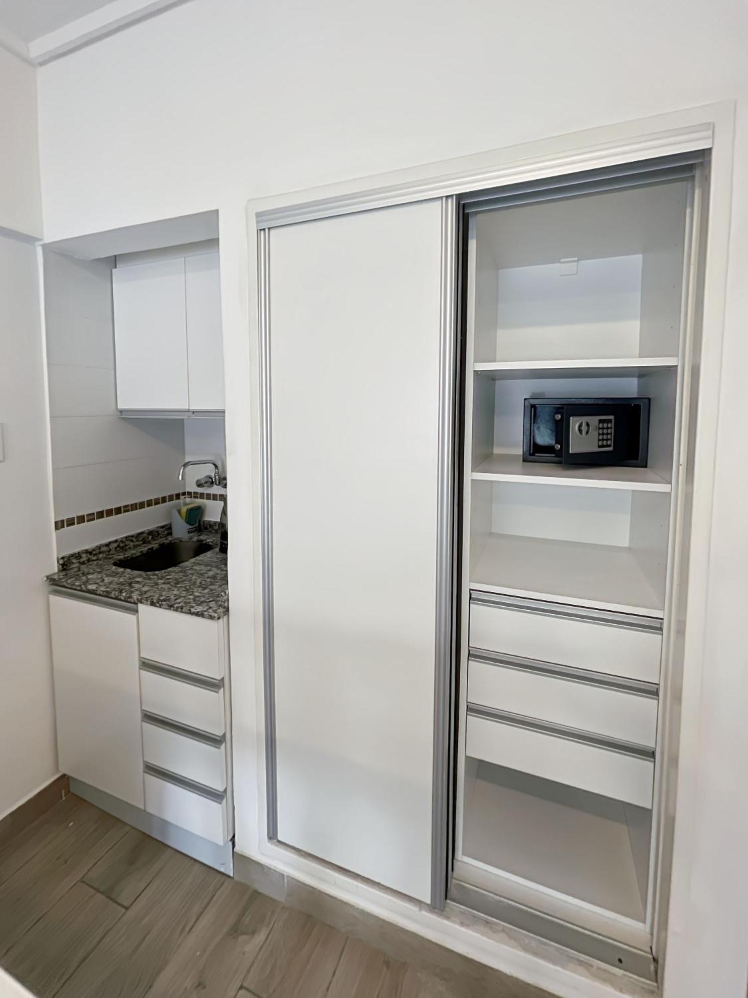 Apartamento Modern With Amenities In The Heart Of The Saenz Pena -u4 *