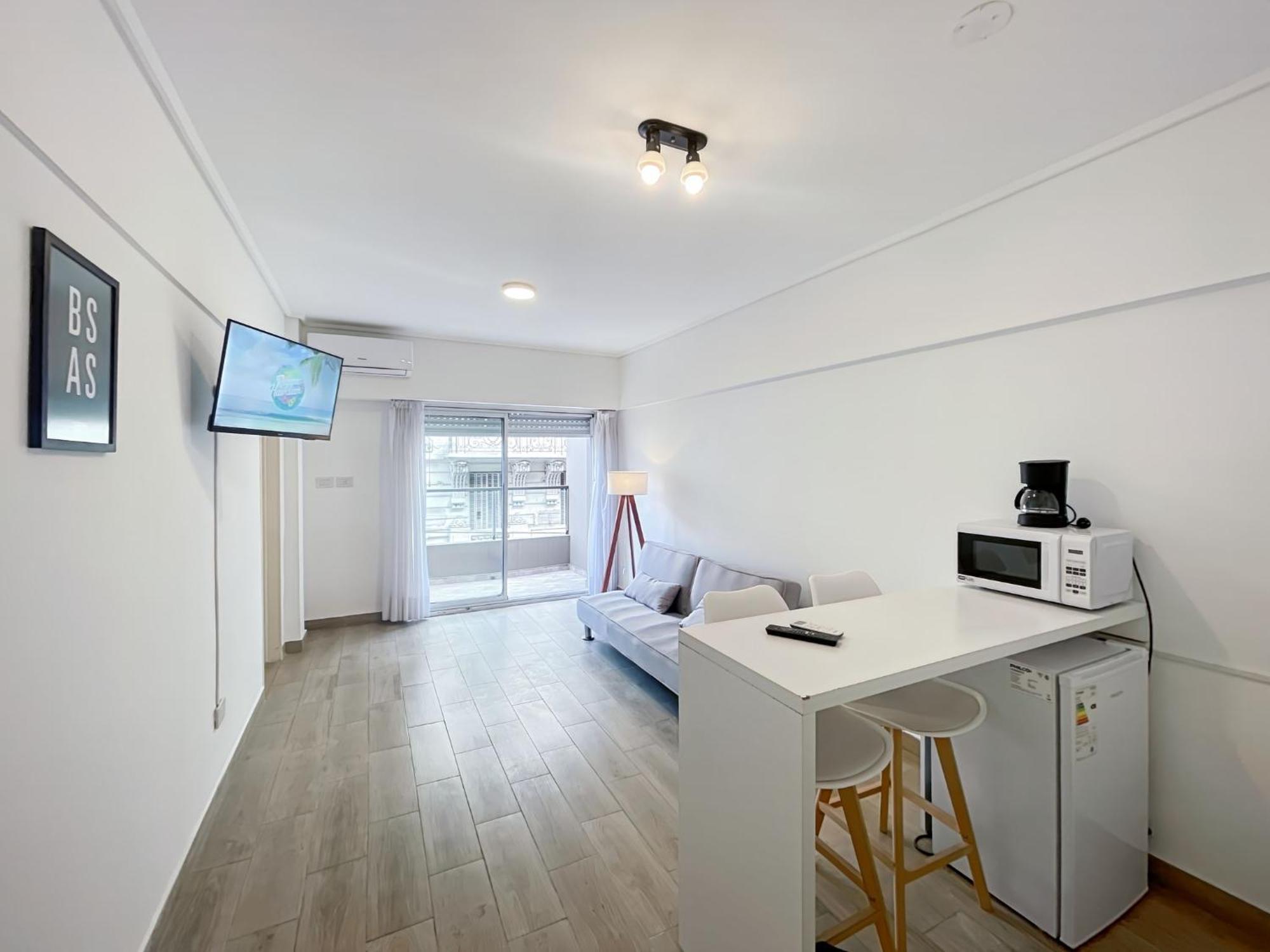 Modern With Amenities In The Heart Of The Saenz Pena -u4 Apartamento *